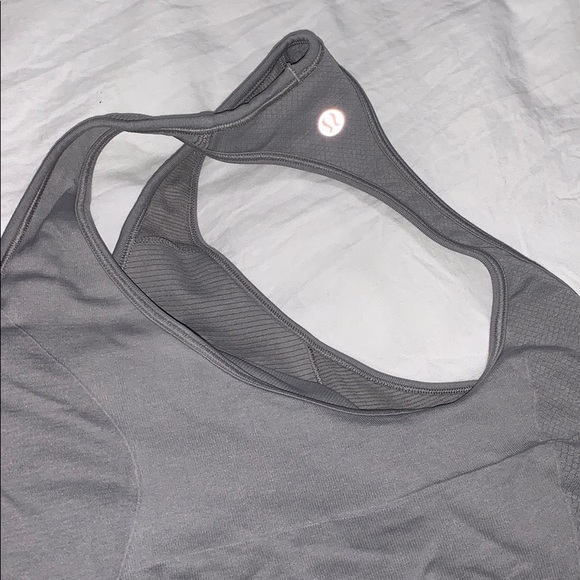 Lululemon Gray Razor Back Workout Tank - Picture 4 of 4